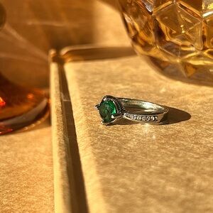 Women’s Sterling Silver Emerald Engagement Wedding Ring Multiple Sizes Available